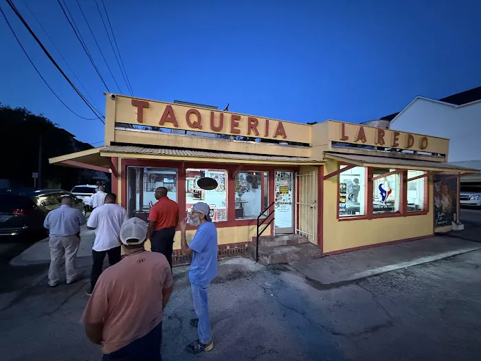 Laredo Taqueria Picture 2