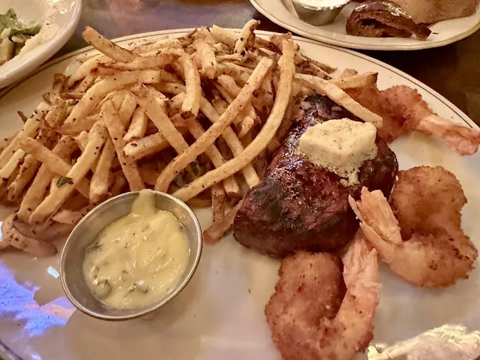 Laurenzo's Prime Rib Picture 7
