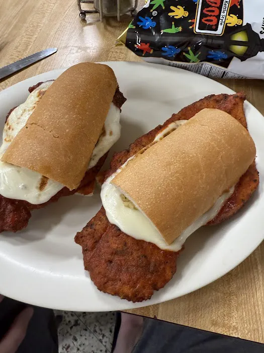 Mandola's Deli Picture 10