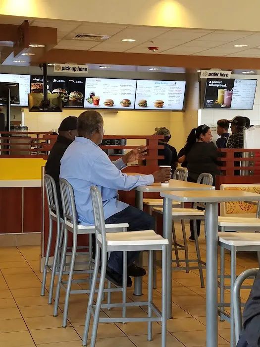 McDonald's Picture 9