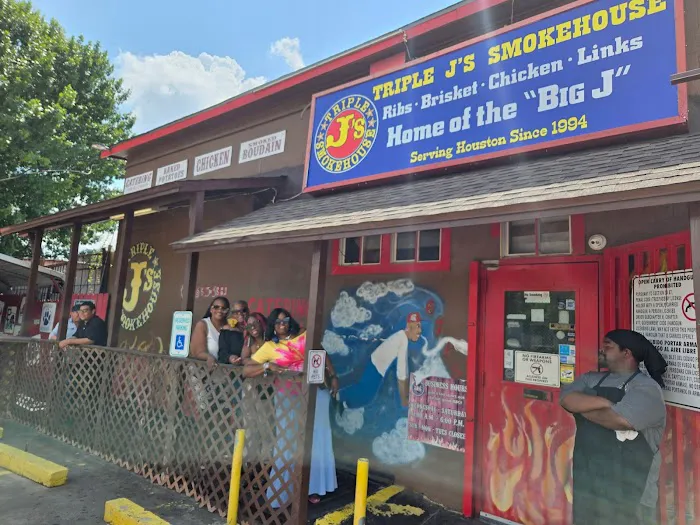 Triple J's Smokehouse Picture 4