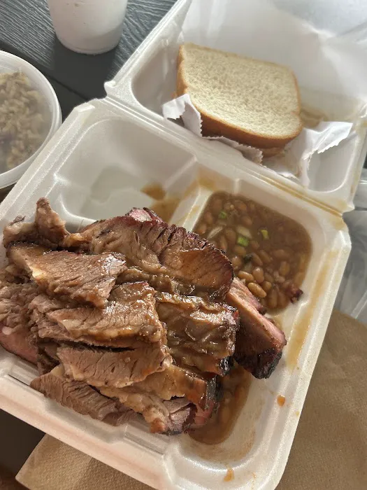 Triple J's Smokehouse Picture 3