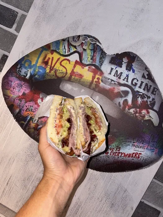 Clutch City Kitchen Picture 5