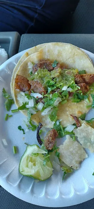 Taqueria Tacambaro (Food Truck) Picture 1