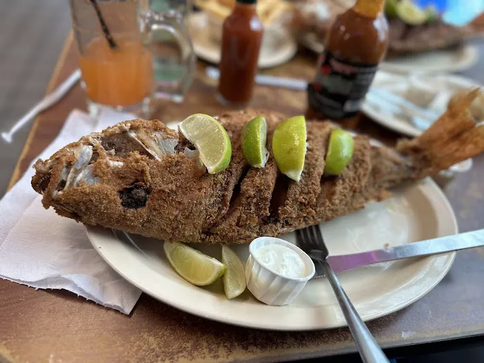 Connie's Seafood Market & Restaurant Picture 4