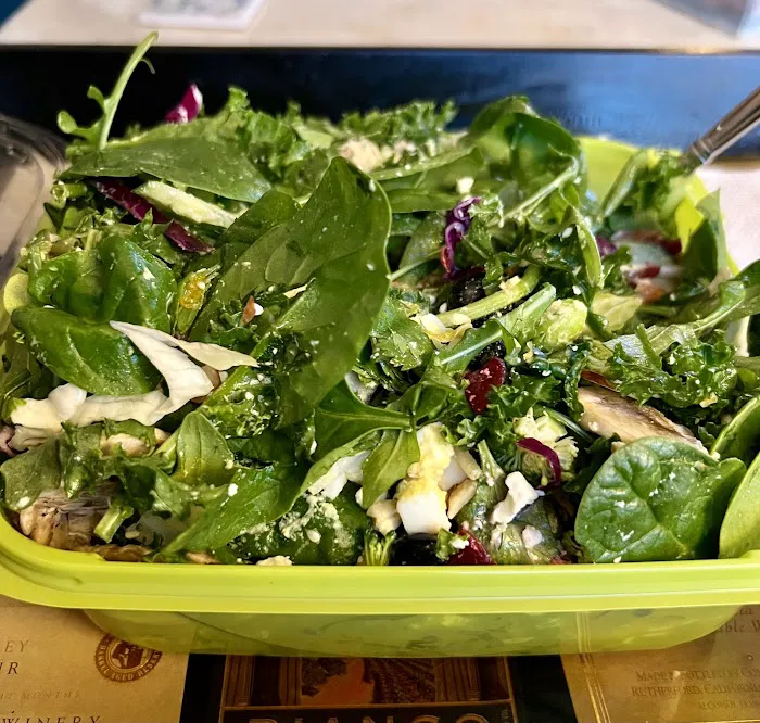Salata Picture 9