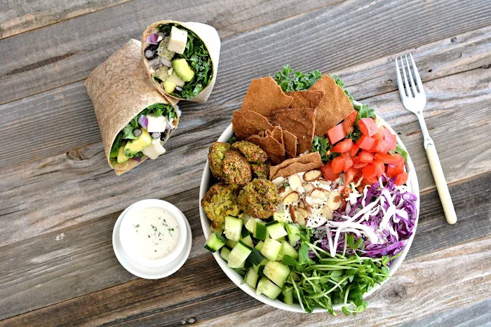 Salata Picture 1