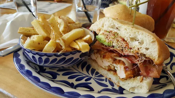 Piggy's Kitchen & Bar Picture 2