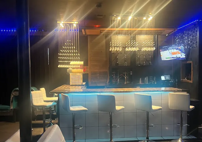 Supreme Bar & Lounge Picture 1