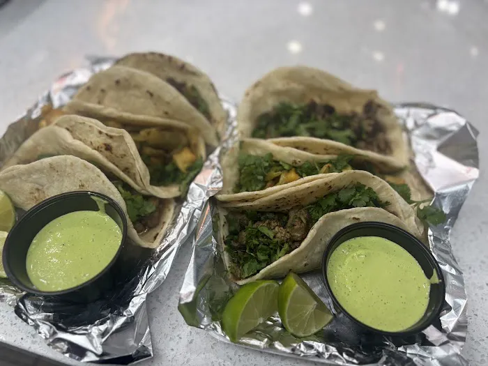 DOÑA MEME MEXICAN CUISINE Picture 10