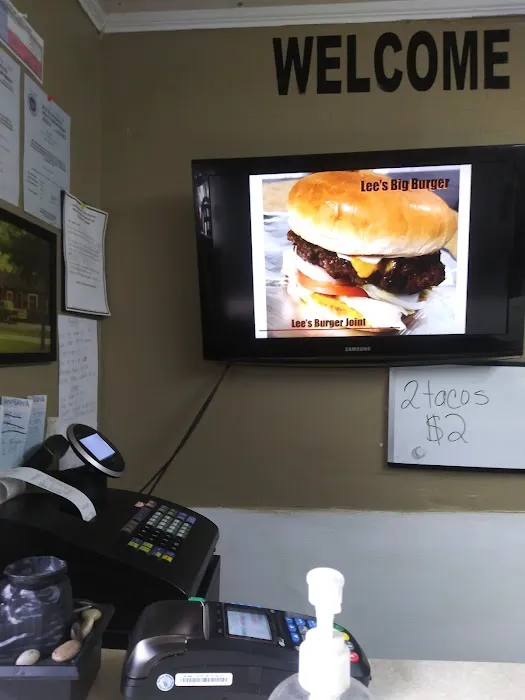 Lee's Burger Joint Picture 7