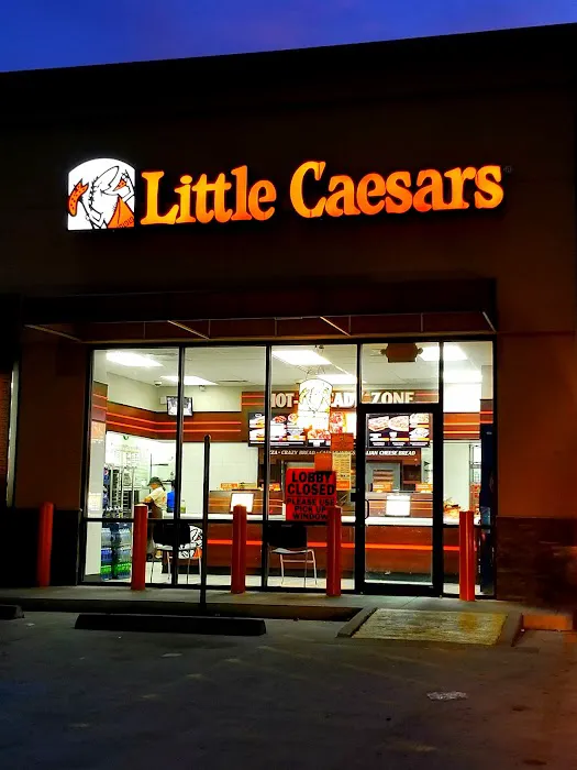 Little Caesars Pizza Picture 5