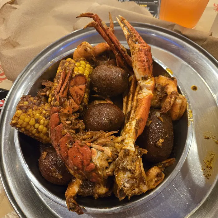 Twin Crab Juicy Seafood & Bar (North Freeway) Picture 6