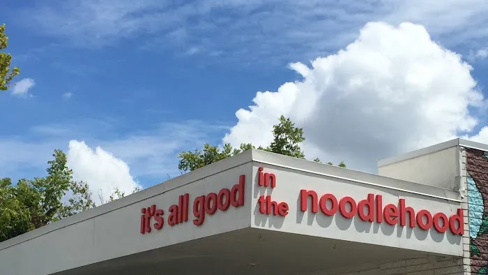 Jenni's Noodle House Picture 2