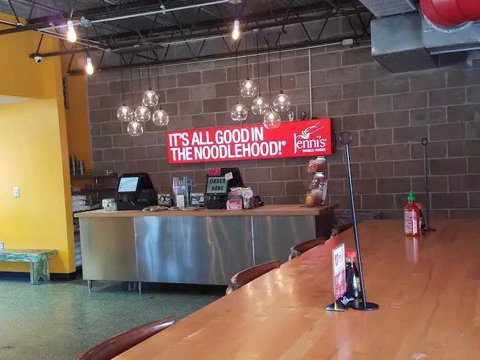 Jenni's Noodle House Picture 9