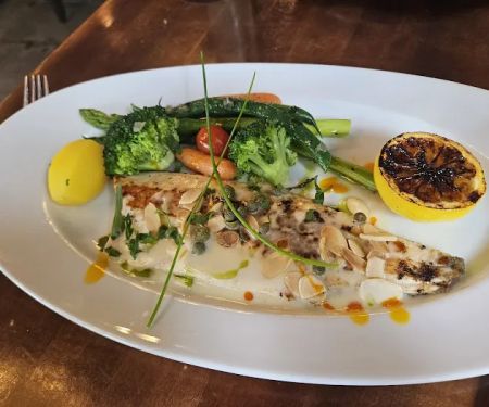 Maison Pucha Bistro