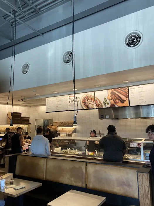 Chipotle Mexican Grill Picture 4