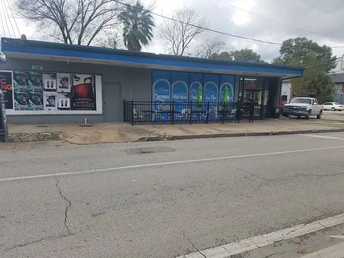 AL Quick Stop Picture 2