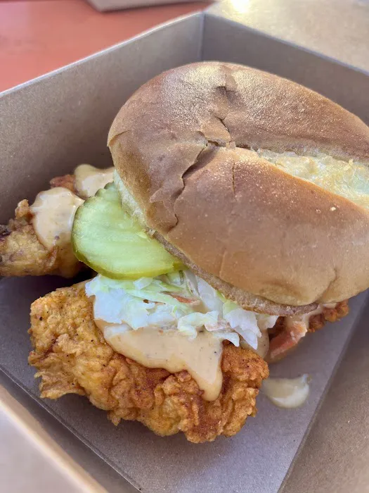 Yummy's Hot Chicken Picture 6