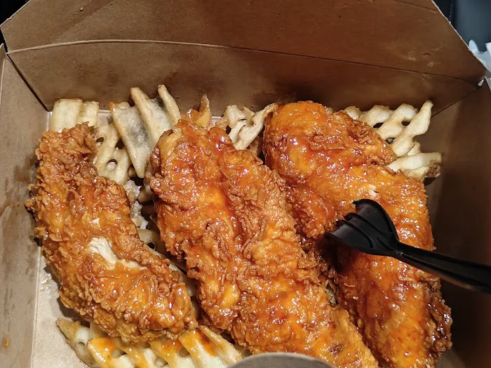 Yummy's Hot Chicken Picture 4