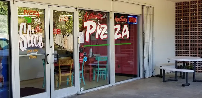 Pinks Pizza Picture 4