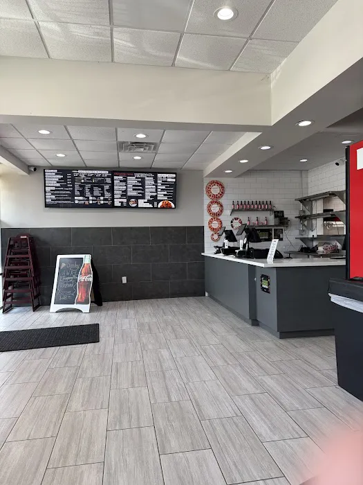 Pepperoni's Pizza - Houston Heights Picture 10