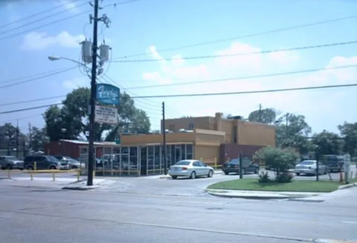Frenchy's Chicken Picture 8