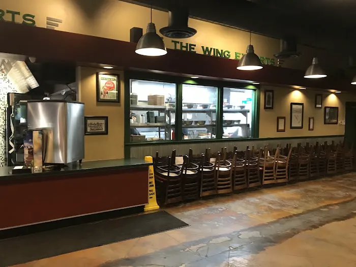 Wingstop Picture 8