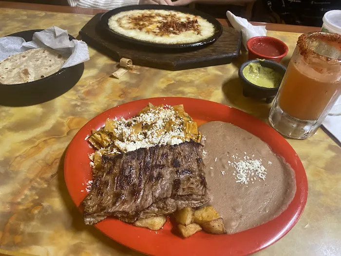 Taqueria El Nopalito Picture 10