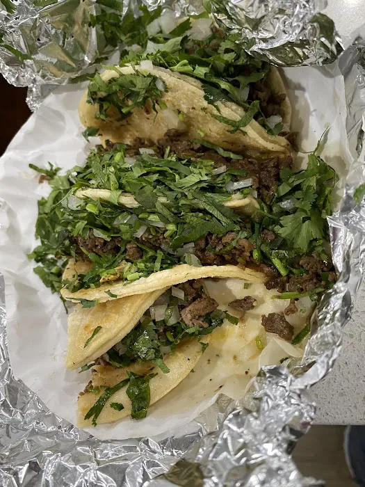Alamos Taqueria Picture 1
