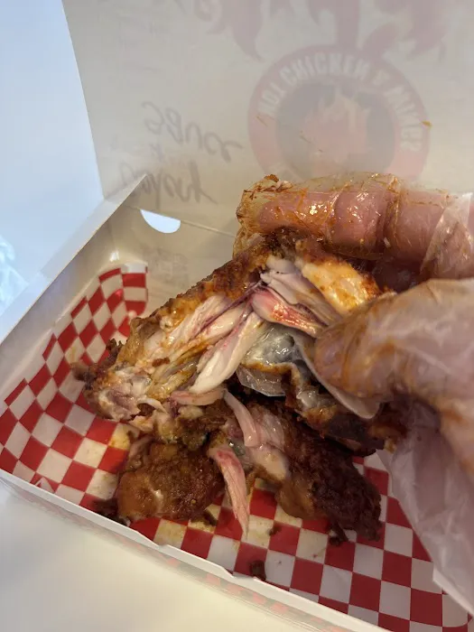 Hangry Joe's Hot Chicken & Wings Picture 2