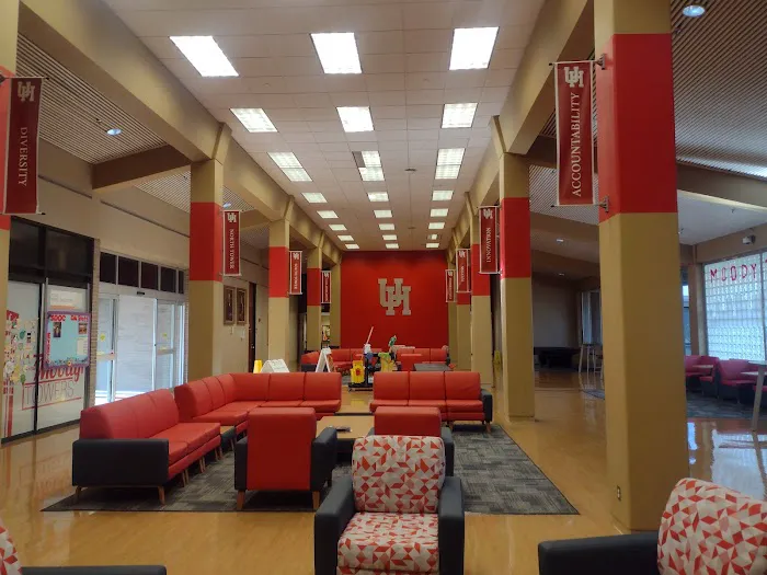 Moody Towers Dining Commons Picture 10