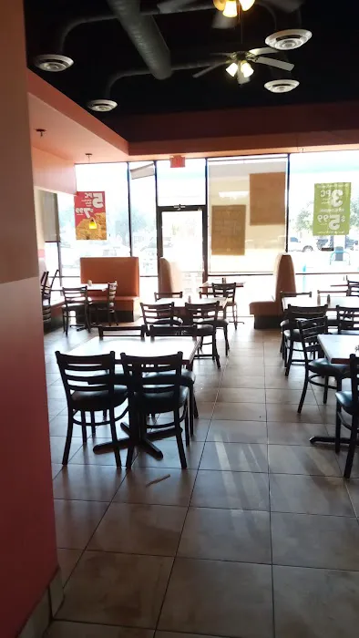 Hartz Chicken Buffet Picture 6