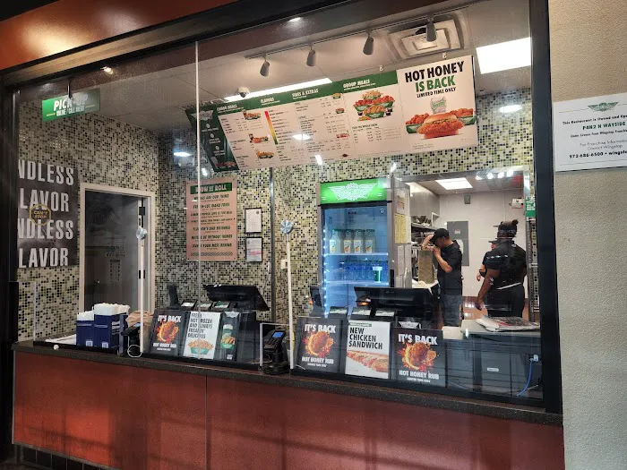 Wingstop Picture 9