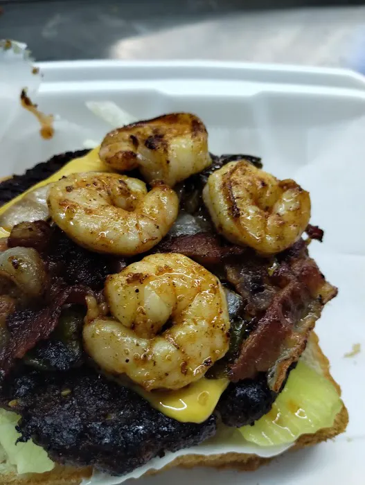 Williams Burgers Big Meal (Food Truck) Picture 7