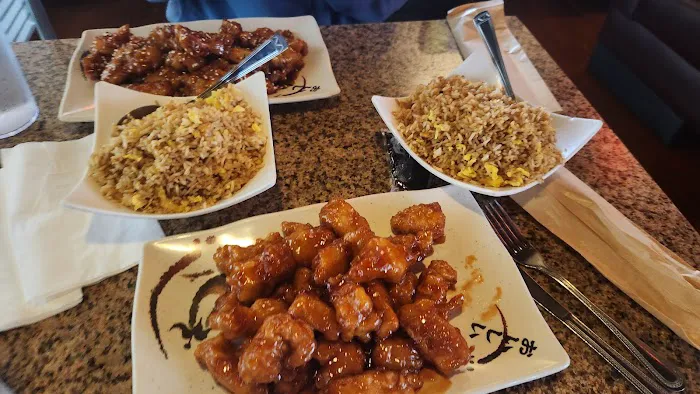 Heights Asian Cafe Picture 9
