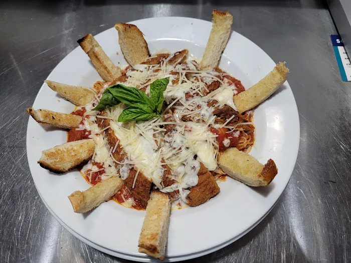 Mony's Pizzeria & Italian Kitchen Picture 2