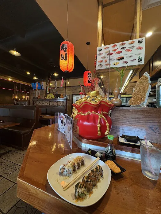 Fukuoka Sushi Bar & Grill Picture 8