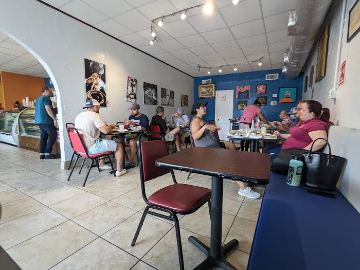 La Guadalupana bakery and cafe Picture 10