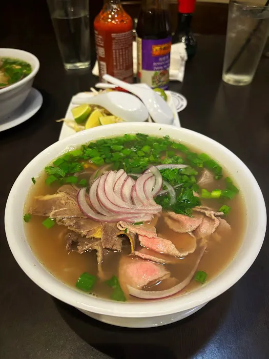 Mai's Restaurant Picture 5