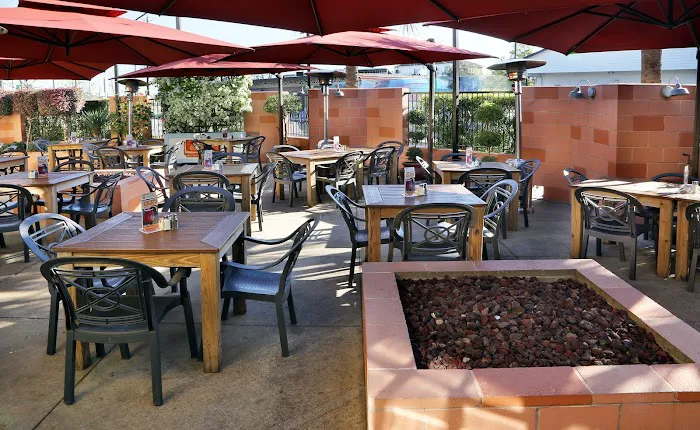 Lupe Tortilla Mexican Restaurant Picture 2