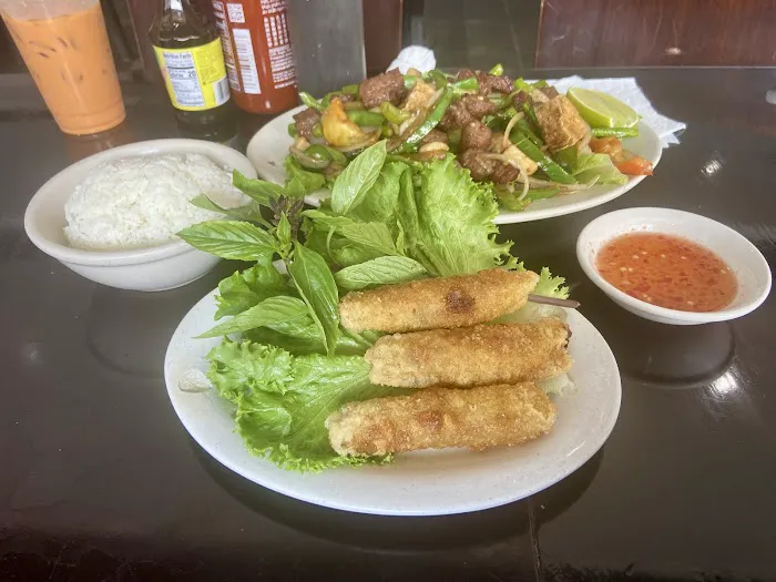 Cali Sandwich & Pho Picture 4