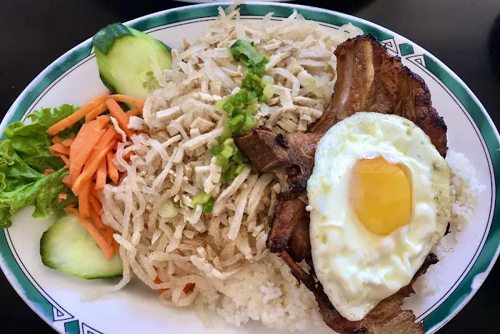 Cali Sandwich & Pho Picture 8