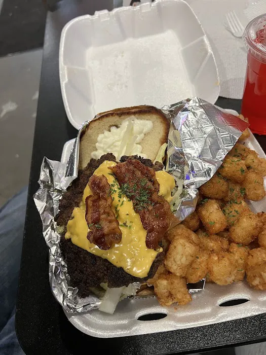 Sparkles Burger & Daiquri Picture 10