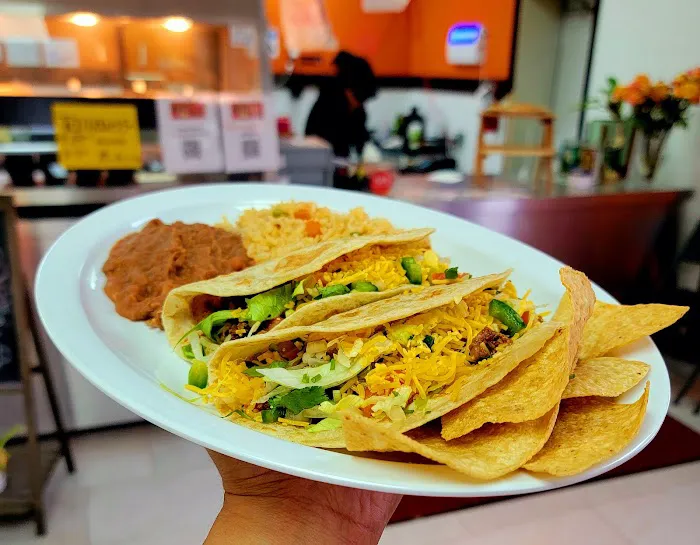 Eve's Tacos Picture 7