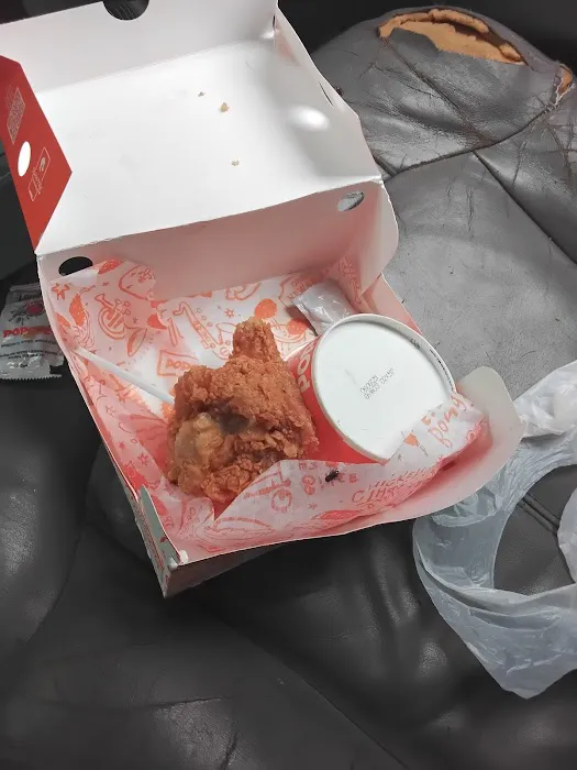 Popeyes Louisiana Kitchen Picture 1