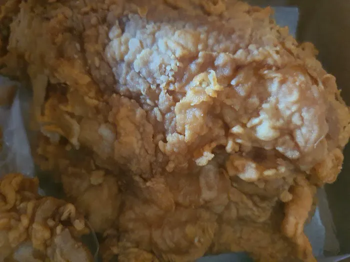 Hartz Chicken Buffet Picture 1