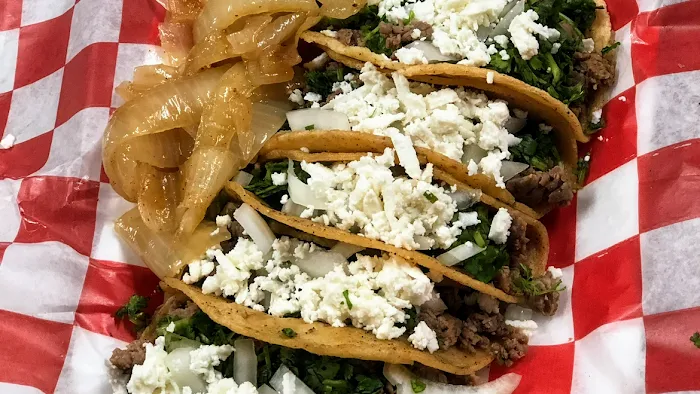TACOS y MICHELADAS DEL GORDO GARZA Picture 7