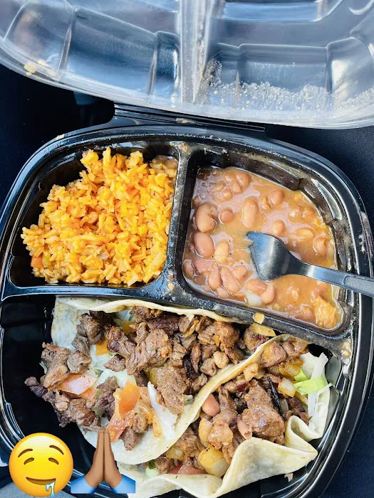 El Rey Taqueria Picture 10