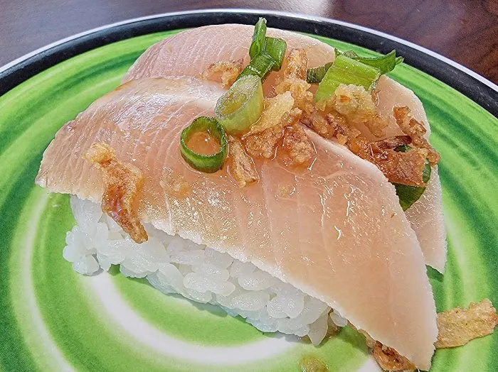 Kura Revolving Sushi Bar Picture 6